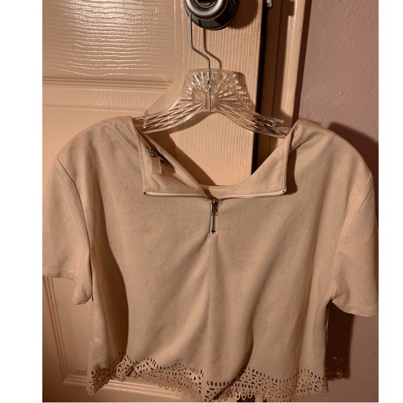 Blouse - Picture 2 of 2